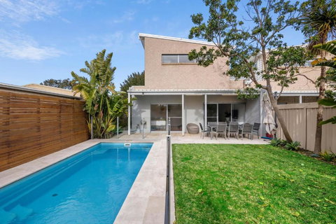 Anderson Pool Premium - Tourism TAS 0