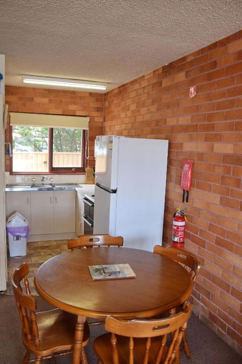 Anglers Lodge 4 - Bring Your Own Linen - Hobart Tourism 1