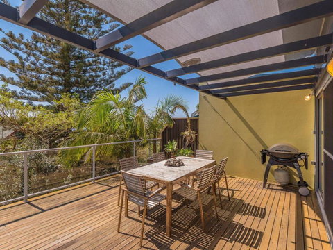 Angourie Blue 7 - Tourism TAS 1