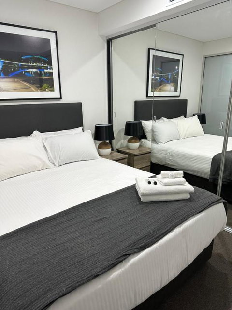 ANTEA 2br Embassy 1207 - Tourism TAS 4