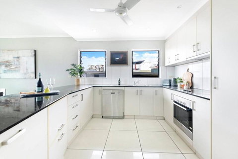 Alta Vista - City View Oasis In The Heart Of Darwin - Tourism TAS 4