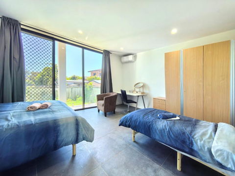 Aircon And Private Bathroom Walk To Train Station With Free Wifi Kitchen And Laundry - Tourism TAS 2