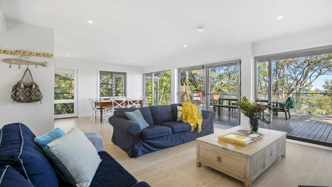 Anthonys Treehouse By The Beach - Tourism TAS 1