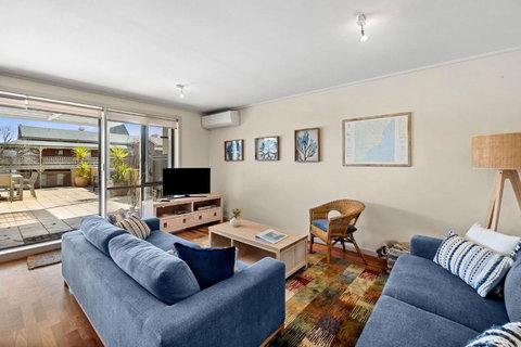 Apartment 23 Pacific Apartments - Tourism TAS 2