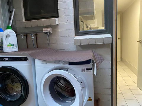 Apartment In Adelaide CBD - Hobart Tourism 4