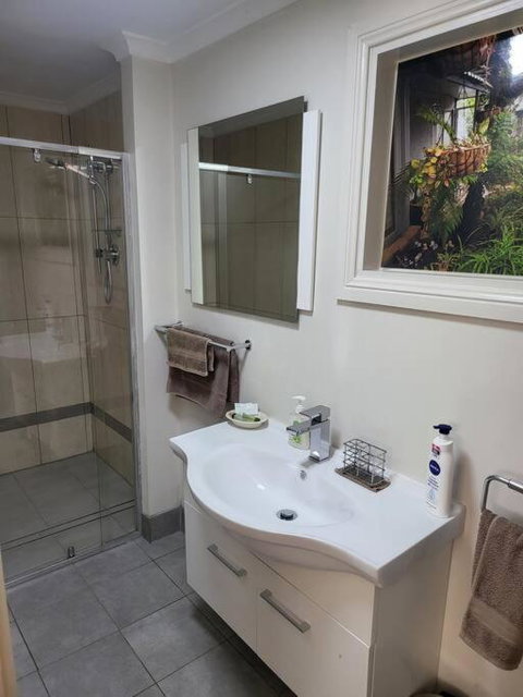 Apartment On Mica - Tourism TAS 3