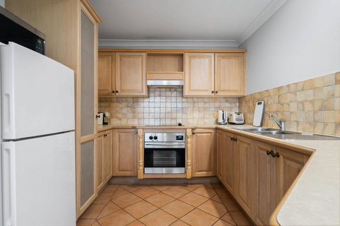 Apartment On William In CBD - 2 Bed 2 Bath Wi-Fi - Tourism TAS 1