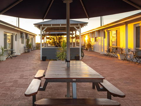 API Pelican Beach Front Apartments Kalbarri - Hobart Tourism 3
