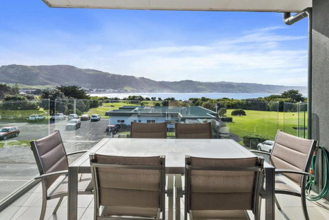 Apollo Blue 11 - Tourism TAS 0