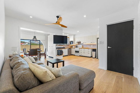 Apollo Unit 4 - Ground Floor - Block A - Tourism TAS 1