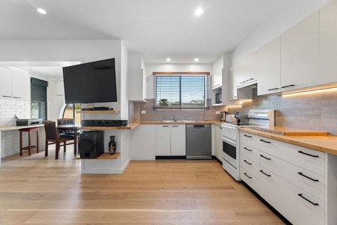 Apollo Unit 4 - Ground Floor - Block A - Tourism TAS 4