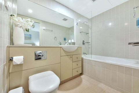 Aqua Delight Nelson Bay - Hobart Tourism 4