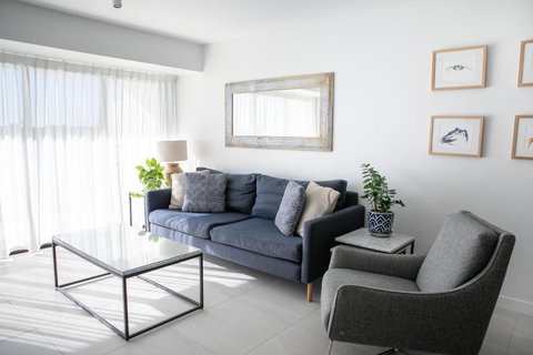 Aqua Linea - Tourism TAS 1