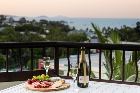 Aqua On The Edge - Tourism TAS 1