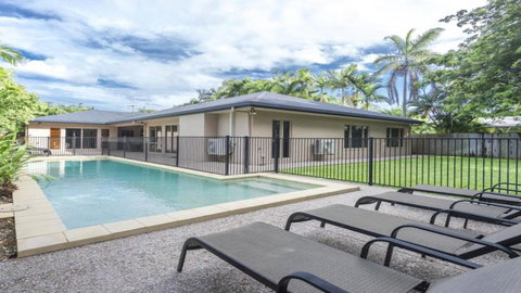 Aqua - Pecten Port Douglas - Hobart Tourism 1