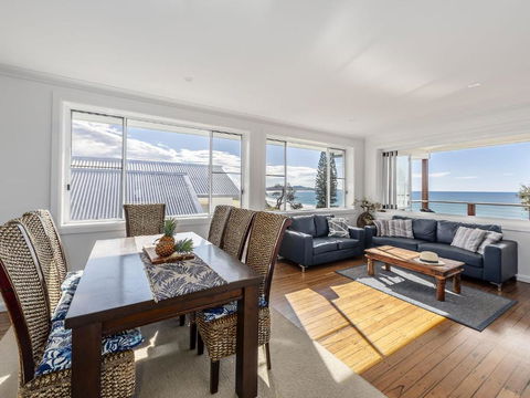 Aqua Vista - Hobart Tourism 3