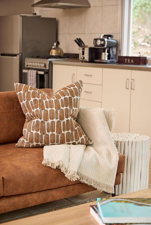 Aquila Eco Lodges - Tourism TAS 3