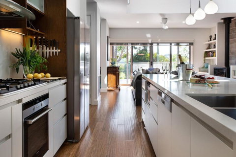 Arabella Meadows - Tourism TAS 3