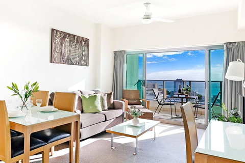 Arafura Suites - Dual-Studio Resort-style Getaway - Hobart Tourism 0
