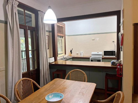 Arakoon House 4 - Bring Your Own Linen - Tourism TAS 3