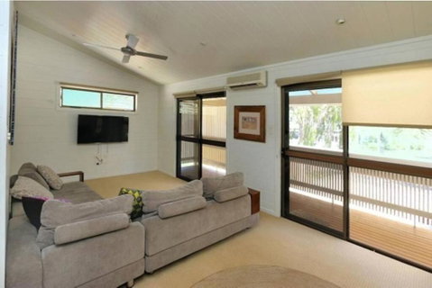 Archies Beach Abode - Tourism TAS 2