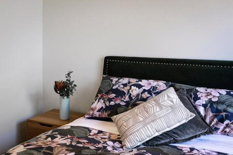 Architectural Gem In Central Red Hill - Tourism TAS 1