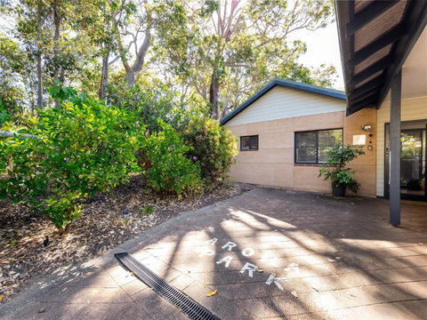 Aroha - Tourism TAS 2