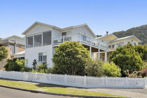 Art House - Tourism TAS 0