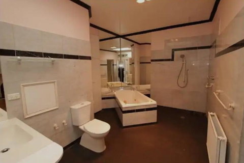 Art House On The Park - Hobart Tourism 2