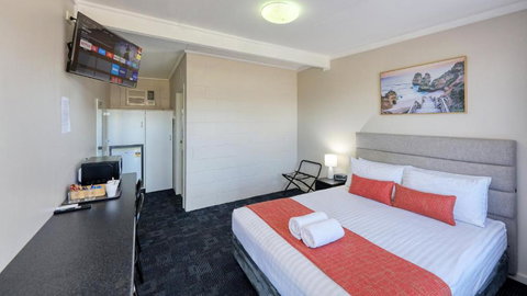 Artesian Motor Inn Under New Management RAMS Motel - Tourism TAS 3