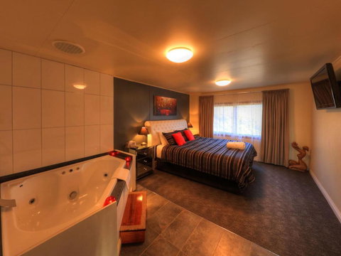Arthur River Spa Cottage - Tourism TAS 4