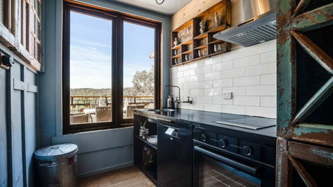 Artists Former Residence - Hobart Tourism 2