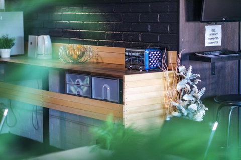 Ascot Budget Inn & Residences - Tourism TAS 4