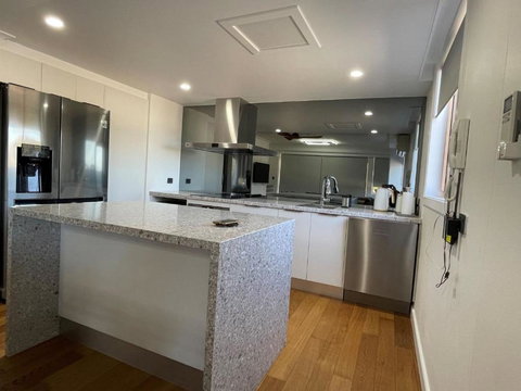 Astor Apartment 1 - Tourism TAS 4