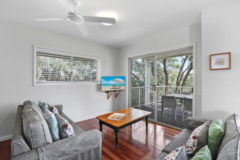 At Cylinder 1 - Tourism TAS 1