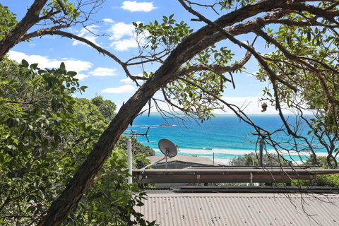 At Cylinder 1 - Tourism TAS 4