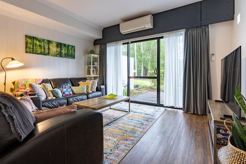 At Forest Stay - Tourism TAS 0