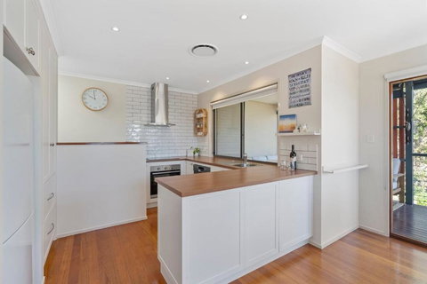 At Melaleuca 1 - Tourism TAS 3