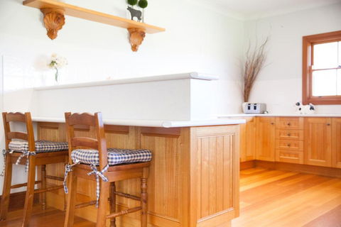 Audrey Wilkinson Vineyard - Tourism TAS 1