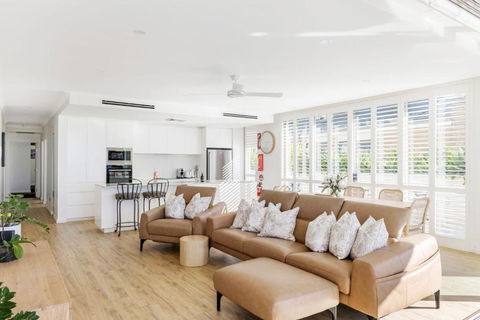 Aura 3 Spectacular Beachside Views - Tourism TAS 3