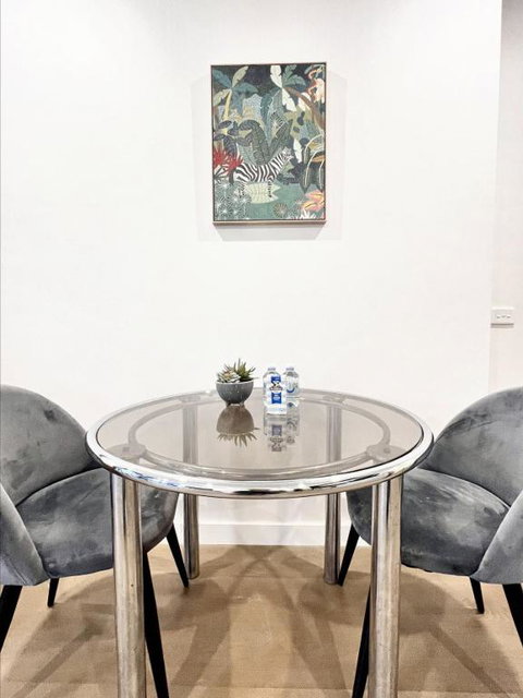 Aura On Lonsdale - Tourism TAS 1