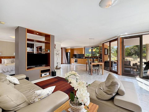 Aurora Cottages - Mountain View - Tourism TAS 0