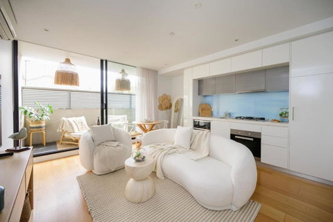 Ava, 100m To Beach - Tourism TAS 0