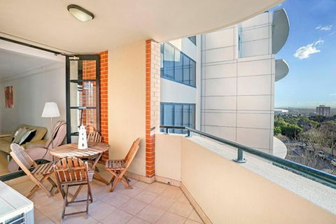 AX301 - Located In The Heart Of North Sydney - Tourism TAS 1
