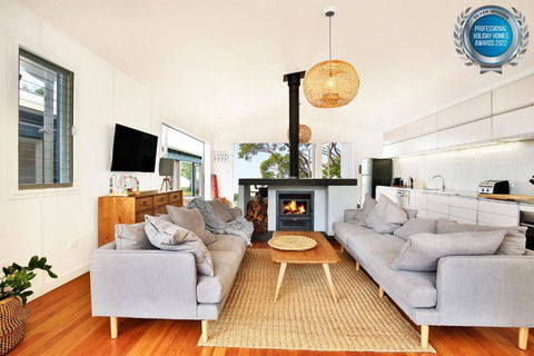 Ayana - Pet Friendly - Directly Opposite Beach - Fireplace - Tourism TAS 0
