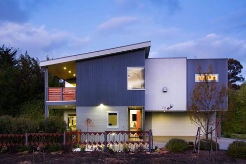 Azura - Tourism TAS 3