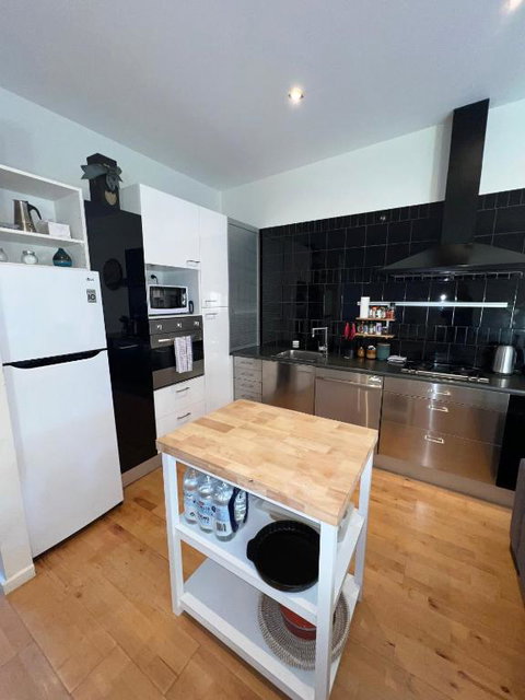 Ascot Vale - Lovely 2 Bedroom Townhouse Close To Everything! - Tourism TAS 2