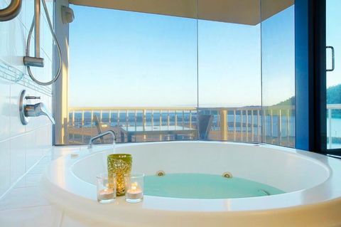 At Whitsunday Vista Holiday Apartments - Hobart Tourism 3