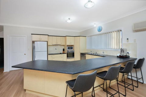 Baywood Breeze - Hobart Tourism 4