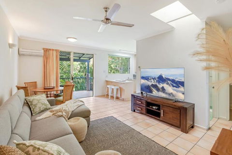 Baden 28 Rainbow Shores - Hobart Tourism 0